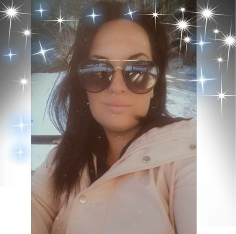 Meet your Posher, Alison